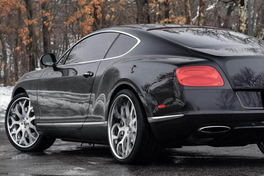 Детали экстерьера Bentley Continantal GT on Forgiato Wheels (DREA) 2018 года  (фото 2 из 3)